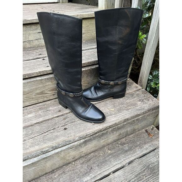 Attractive UNNISA Black Leather 16" Side European Riding Style Boots 8.5B - Picture 1 of 11